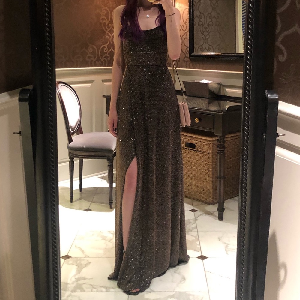 WINDSOR BLACK AND GOLD MAXI FORMAL DRESS